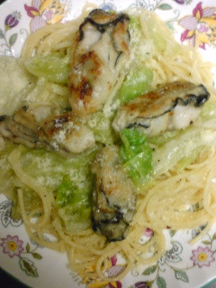 冬に食べよ~ 簡単!牡蠣とレタスのパスタ-レシピのメイン写真