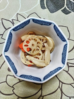 蓮根としめじのきんぴら-レシピのメイン写真