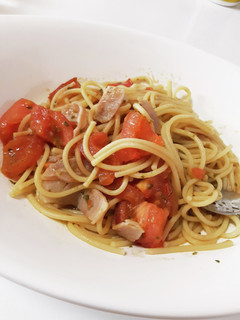 簡単!トマトバジルソースパスタ-レシピのメイン写真