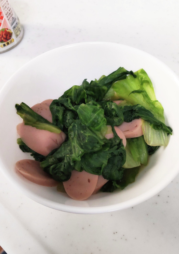 レタスと魚肉ソーセージ炒め-レシピのメイン写真