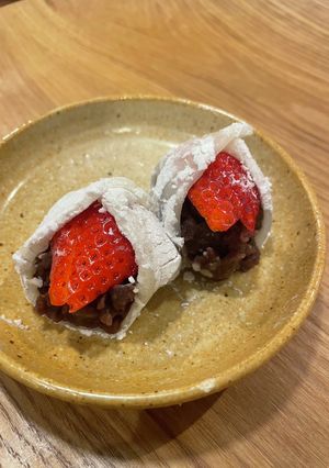 賞味期限5分、しゃぶ餅の苺大福-レシピのメイン写真