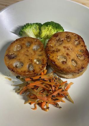 サクッとレンコン挟みハンバーグ-レシピのメイン写真
