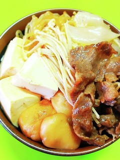 春の常備菜 旬の新玉ねぎの すき焼き牛丼-レシピのメイン写真