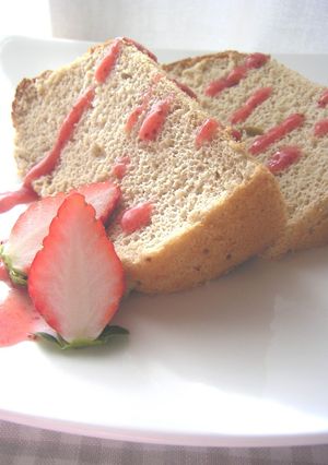 ノンオイル♪たっぷり苺のシフォンケーキ-レシピのメイン写真