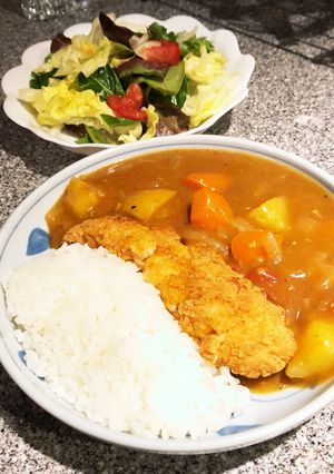 トレジョの冷凍食品で簡単チキンカツカレー-レシピのメイン写真