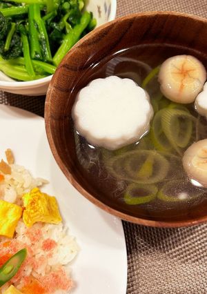 華やかでお手軽★はんぺんと麩のすまし汁-レシピのメイン写真