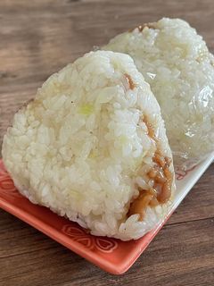 生姜焼きガーリックバターライスおにぎり-レシピのメイン写真