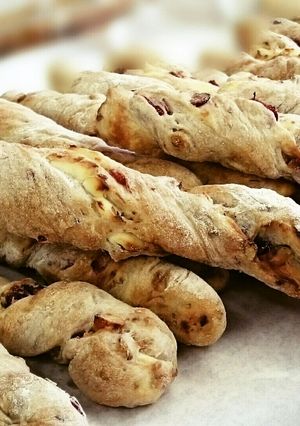 クランベリーとクリチのバトン-レシピのメイン写真