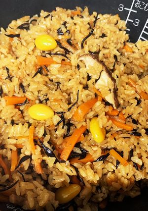 炊飯器でひじきおこわ-レシピのメイン写真