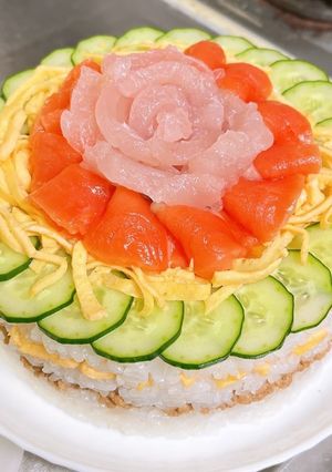 簡単☆写真映え間違いなし！寿司ケーキ♡-レシピのメイン写真