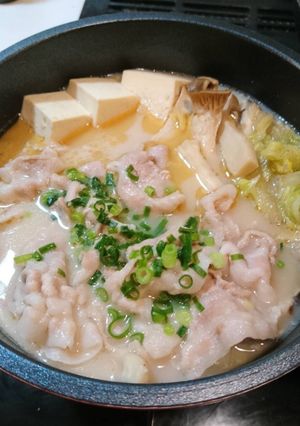 簡単！激ウマ！豚バラ白菜の中華風ミルク鍋-レシピのメイン写真