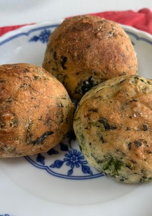 ふかふかほうれん草の丸パン-レシピのメイン写真