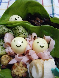 お弁当に♪お花の中のうずらちゃん-レシピのメイン写真