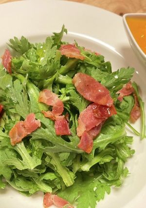 春菊のサラダ～にんじんドレッシング～-レシピのメイン写真