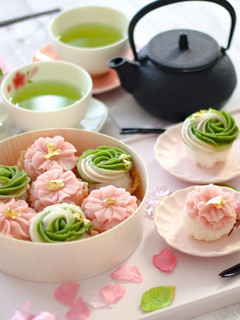 お花のぼたもち~桜あん&抹茶あん~-レシピのメイン写真