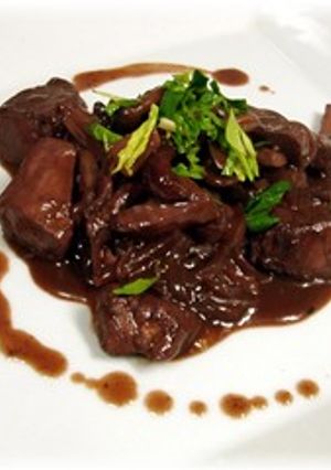 簡単♪鶏肉の赤ワイン煮込み-レシピのメイン写真