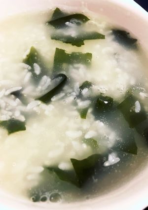 春色♪わかめの新緑スープおかゆ-レシピのメイン写真