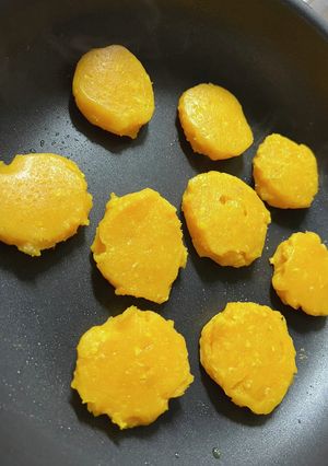離乳食♡かぼちゃ豆腐おやき-レシピのメイン写真
