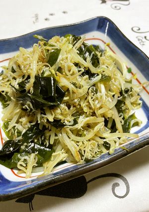 もやし、わかめ、ジャコの炒め物-レシピのメイン写真