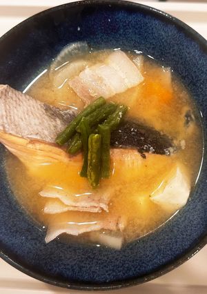 簡単・豚汁みたいな石狩汁-レシピのメイン写真