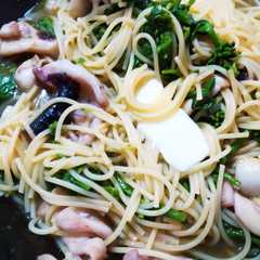 รูปของ たこと菜の花パスタ