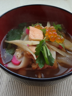 しょうゆベースの雑煮-レシピのメイン写真