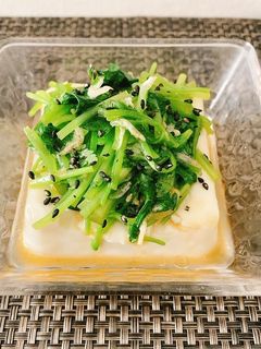 ごま油とからし香る〜三つ葉と桜えびの冷奴-レシピのメイン写真