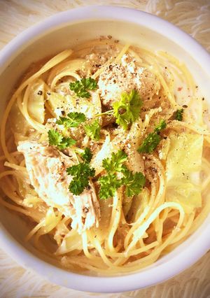 キャベツ&鶏肉のワンパン豆乳スープパスタ-レシピのメイン写真