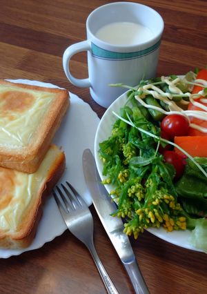 春色サラダで朝食-レシピのメイン写真