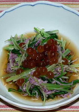 イクラ、食用菊、水菜のお浸し-レシピのメイン写真