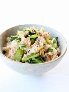 とっても美味しい【小松菜と豚肉の混ぜご飯-レシピのメイン写真