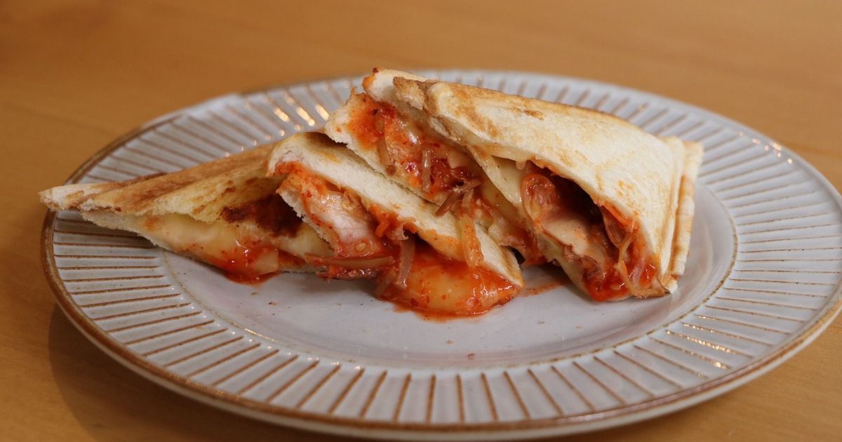 キムチーズホットサンド by りょーーーこ 【クックパッド】 簡単