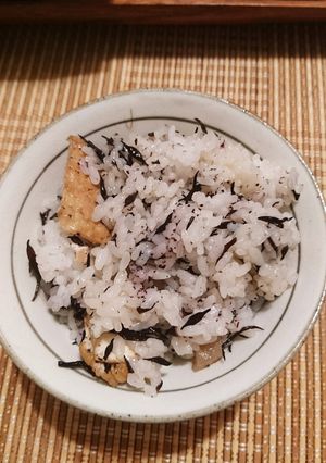 ラクしちゃう！ゆかり香るひじきの混ぜご飯-レシピのメイン写真