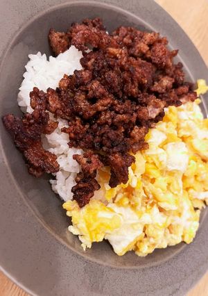 香ばしい！中華風そぼろ丼-レシピのメイン写真