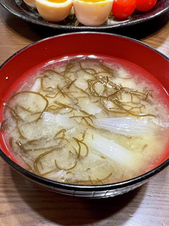 春仕様✨新玉ねぎともずくのお味噌汁-レシピのメイン写真