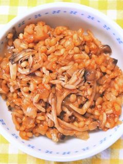 しめじと舞茸の洋風炊き込みご飯ランチにも-レシピのメイン写真