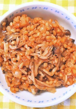 しめじと舞茸の洋風炊き込みご飯ランチにも-レシピのメイン写真