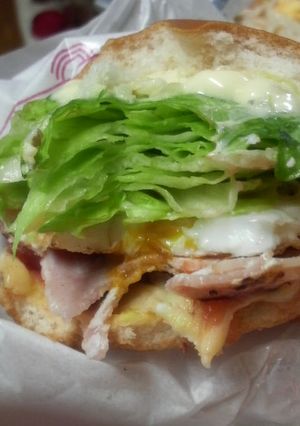 大好き♪BLT&チーズエッグバーガー♪♪-レシピのメイン写真