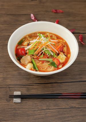 野菜たっぷり！酸辣湯ビーフンのレシピ-レシピのメイン写真