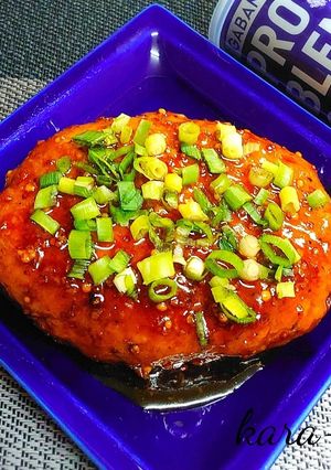 ご飯が進む♪粒マス照り焼き新玉豚バーグ-レシピのメイン写真
