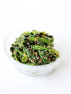 定番料理シンプルな【ほうれん草のごま和え-レシピのメイン写真