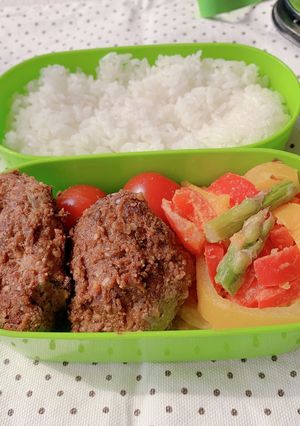 仕切りしてはいけないハンバーグ弁当-レシピのメイン写真