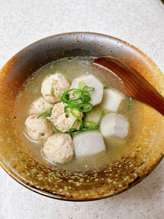 姜葱醬で♪鶏だんごと冷凍里芋の中華煮-レシピのメイン写真