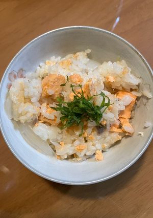 新玉ねぎ炊き込みご飯 鮭バージョン-レシピのメイン写真