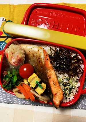 3/10よっちゃん 鮭弁当-レシピのメイン写真