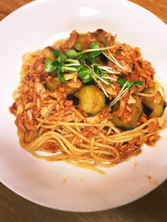ナスとツナのピリ辛トマトパスタ-レシピのメイン写真