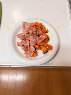 ベーコンとにんじんで作れる炒め物-レシピのメイン写真