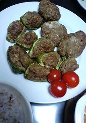 ピリ辛レンコン入りピーマンの肉詰め-レシピのメイン写真
