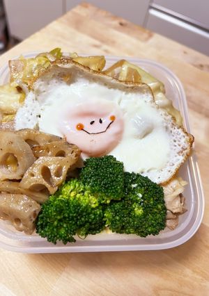 中華肉野菜炒め☆レンコンのきんぴら弁当-レシピのメイン写真