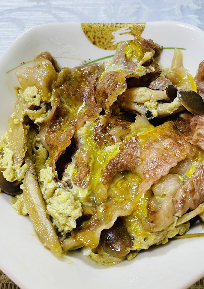 ごぼうときのこと牛肉の卵とじ-レシピのメイン写真